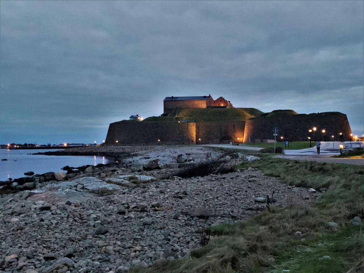 Faestningens Bed & Breakfast Varberg Exterior foto